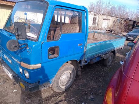 1986 Nissan Atlas, синий, 380000 рублей, вид 3