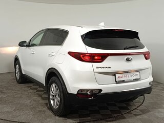 2020 Kia Sportage IV Рестайлинг, белый, 1960000 рублей, вид 5