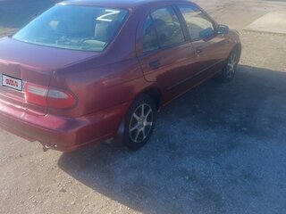 1998 Nissan Almera I (N15), красный, 250000 рублей, вид 3