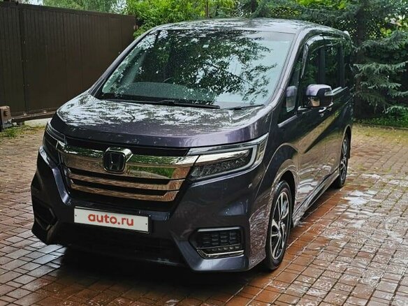 2020 Honda Stepwgn Spada V Рестайлинг, фиолетовый, 2480000 рублей