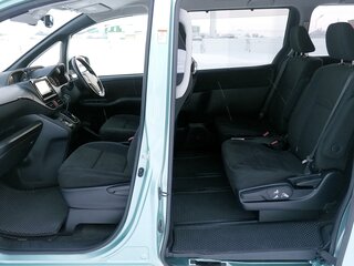 2015 Toyota Voxy III (R80), зелёный, 1999000 рублей, вид 4