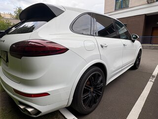 2015 Porsche Cayenne S II Рестайлинг (958), белый, 2950000 рублей, вид 3