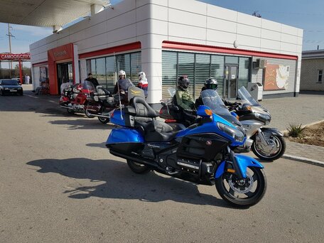 2017 Honda GL 1800 Gold Wing, синий, 3500000 рублей, вид 4