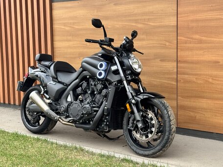 2020 Yamaha VMAX 1700, чёрный, 1950000 рублей, вид 1