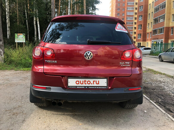 2011 Volkswagen Tiguan I, красный - вид 7