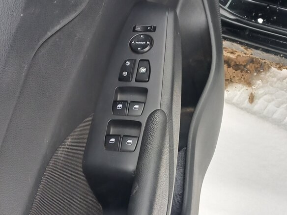 2018 Hyundai Solaris II, чёрный, 1100000 рублей - вид 13
