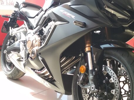 2021 Honda CBR 650R, чёрный, 1270000 рублей, вид 4