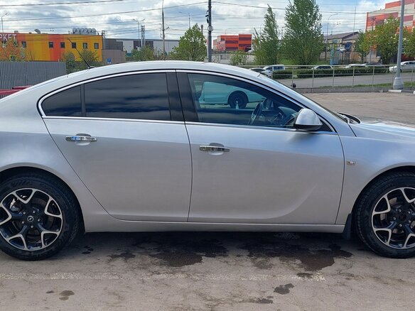 2011 Opel Insignia I, серебристый, 800000 рублей - вид 1