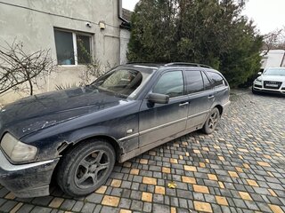 1999 Mercedes-Benz C-Класс 240 I (W202) Рестайлинг, синий, 200000 рублей, вид 2