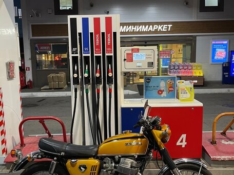1978 Honda CB 750, золотистый, 2000000 рублей, вид 5