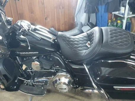 2014 Harley-Davidson Electra Glide, чёрный, 1000000 рублей, вид 4