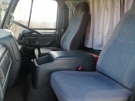 2004 Nissan Diesel Condor, зелёный, 2000000 рублей, вид 5