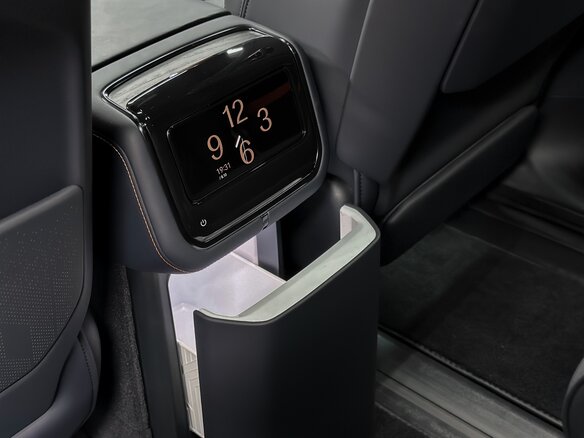2026 Zeekr 9X 70 kWh, чёрный, 13371500 рублей - вид 15
