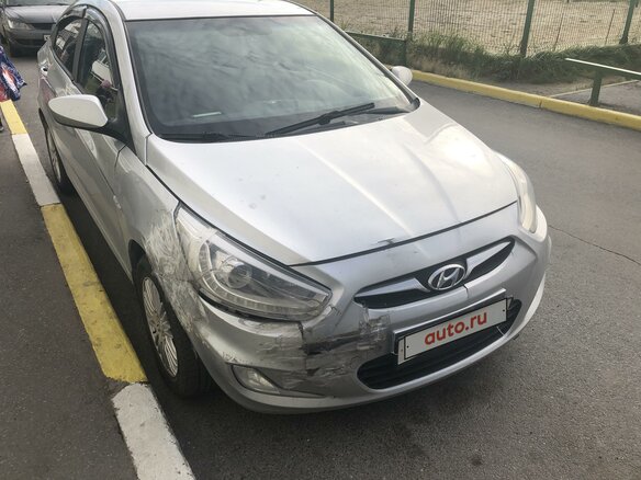 2013 Hyundai Solaris I, серебристый, 600000 рублей - вид 1
