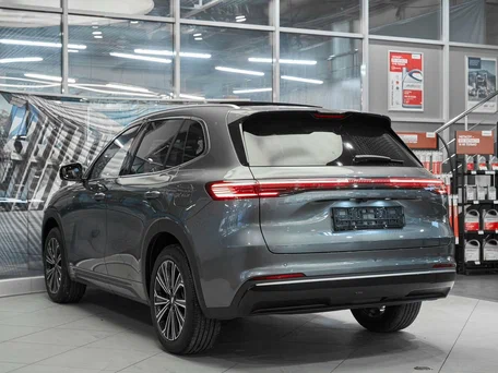 2026 Geely EX5 Гибрид EM-i, серый, 3449000 рублей, вид 4