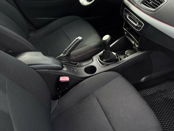 2011 Renault Fluence I, чёрный - вид 13