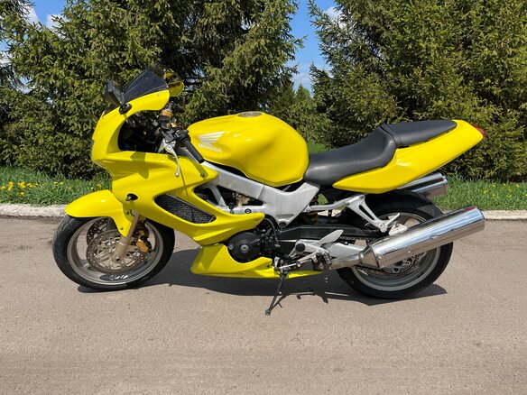 2001 Honda VTR 1000, жёлтый, 345000 рублей - вид 7