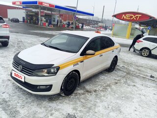 2016 Volkswagen Polo V Рестайлинг, бежевый, 600000 рублей, вид 1