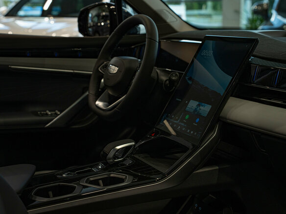 2026 Geely Atlas II, чёрный, 4224990 рублей - вид 20