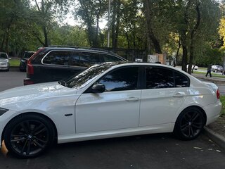 2011 BMW 3 серии 318i V (E90/E91/E92/E93) Рестайлинг, белый, 879000 рублей, вид 3