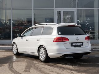 2013 Volkswagen Passat B7, белый, 950000 рублей, вид 2