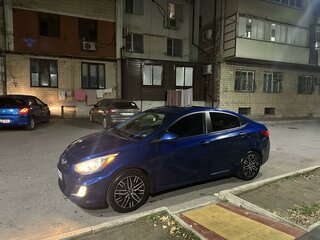 2015 Hyundai Accent IV, синий, 600000 рублей, вид 2