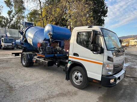 2020 Fuso (Mitsubishi) Canter, 5300000 рублей, вид 2