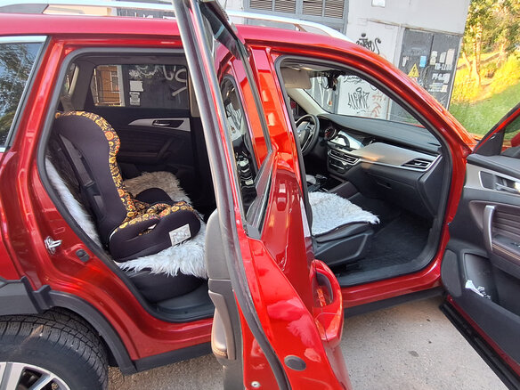 2019 Changan CS35 Plus I, красный, 1390000 рублей - вид 5