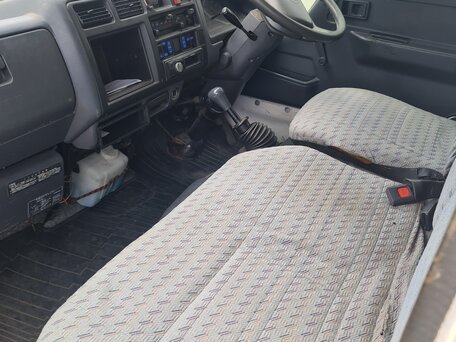 1999 Toyota Dyna, белый, 580000 рублей, вид 3