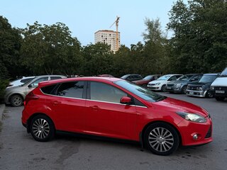 2011 Ford Focus III, красный, 690000 рублей, вид 4