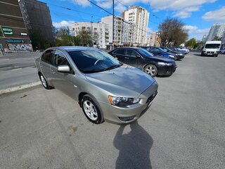 2008 Mitsubishi Lancer X, бежевый, 690000 рублей, вид 4