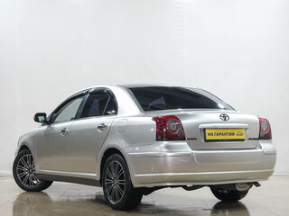 2006 Toyota Avensis II Рестайлинг, серебристый, 649000 рублей, вид 4