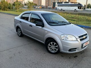 2008 Chevrolet Aveo I Рестайлинг, серебристый, 399999 рублей, вид 2