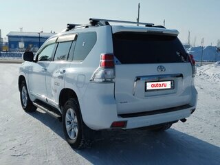 2012 Toyota Land Cruiser Prado 150 Series, белый, 3500000 рублей, вид 3