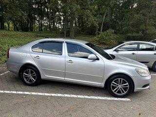 2010 Skoda Octavia II (A5) Рестайлинг, серебристый, 750000 рублей, вид 4