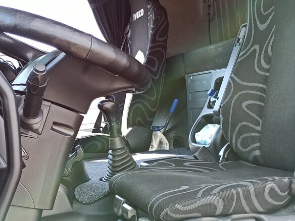2018 Iveco Stralis, белый, 3400000 рублей - вид 6