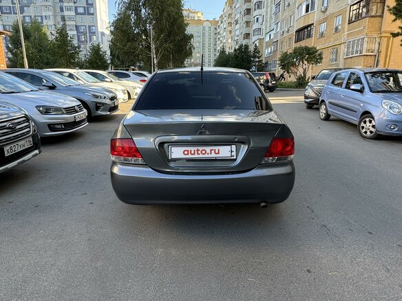2004 Mitsubishi Lancer IX, серый, 380000 рублей - вид 3