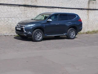 2018 Mitsubishi Pajero Sport III, серый, 3750000 рублей, вид 2