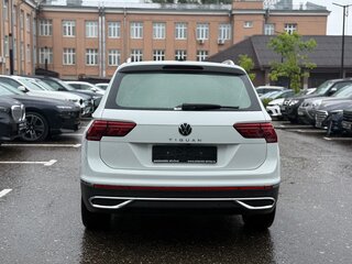 2023 Volkswagen Tiguan II Рестайлинг, белый, 2940000 рублей, вид 5