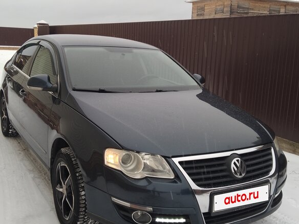 2008 Volkswagen Passat B6, серый, 650000 рублей - вид 4
