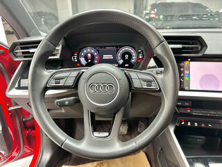 2023 Audi A3 Sportback 35 TFSI IV (8Y), красный, 1618007 рублей, вид 4