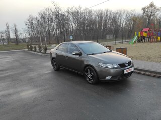 2009 Kia Cerato 4-speed II, золотистый, 780000 рублей, вид 3