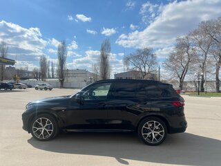2021 BMW X5 30d IV (G05/G18), чёрный, 8500000 рублей, вид 3