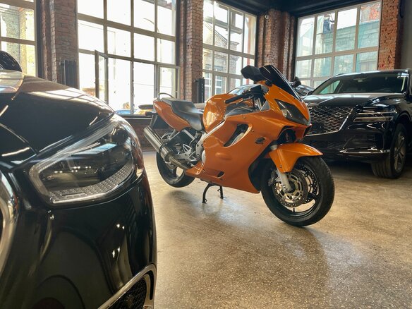 2001 Honda CBR 600F, оранжевый, 400000 рублей - вид 16