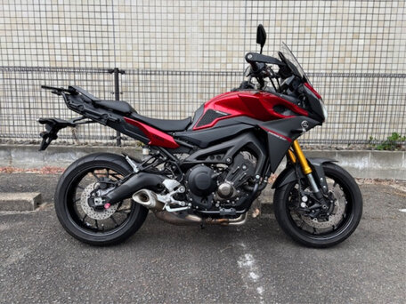 2016 Yamaha MT-09 Tracer (FJ-09), красный, 800000 рублей, вид 1