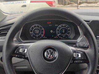 2017 Volkswagen Tiguan II, коричневый, 2550000 рублей, вид 2
