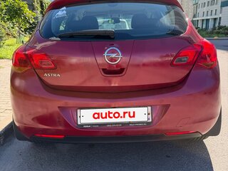 2011 Opel Astra J, красный, 555000 рублей, вид 3