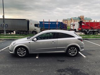 2008 Opel Astra GTC H Рестайлинг, серебристый, 300000 рублей, вид 3