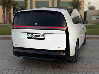 2026 Li Auto (Lixiang) Mega I, белый, 11900000 рублей, вид 5