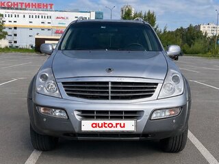 2004 SsangYong Rexton I, серебристый, 650000 рублей, вид 2